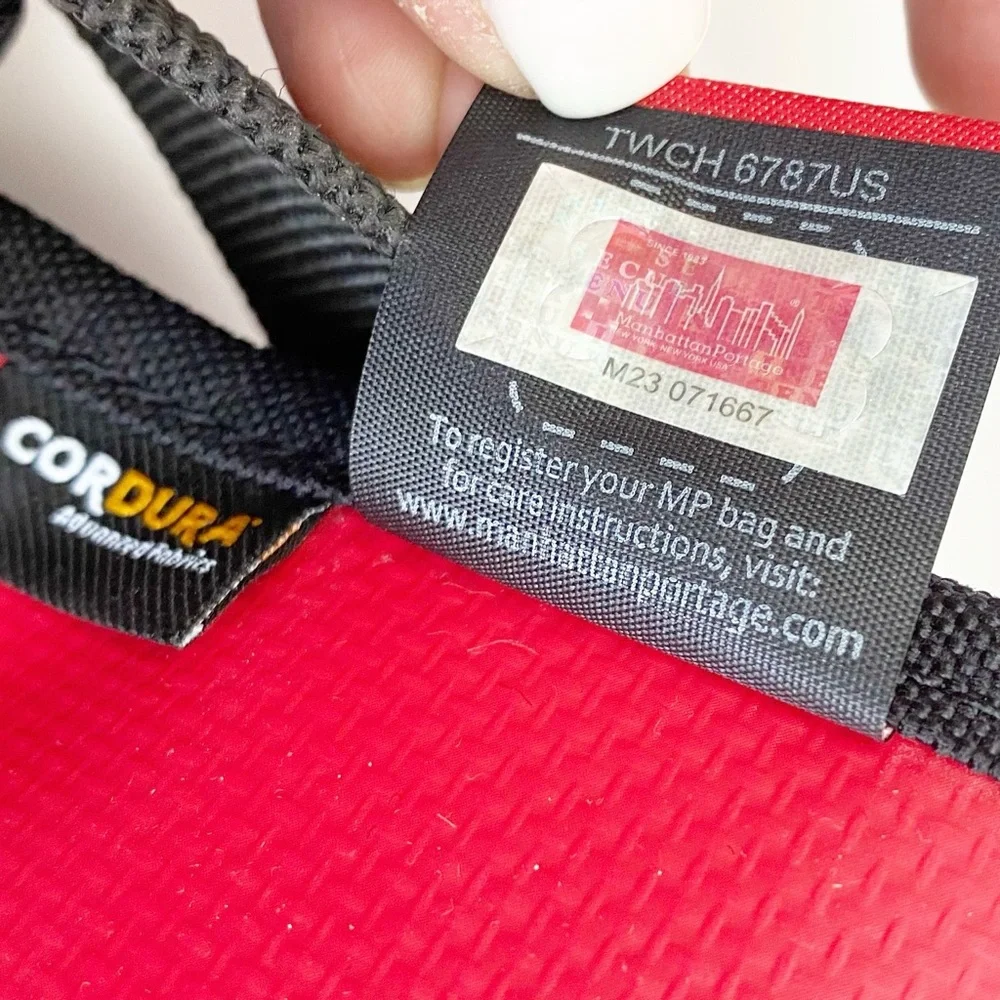 Free People Movement Manhattan Portage Kaleidoscope Messenger Bag Computer Case